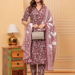 lamba creations Women Pure Cotton Kurti Pant Dupatta Set-picture-19