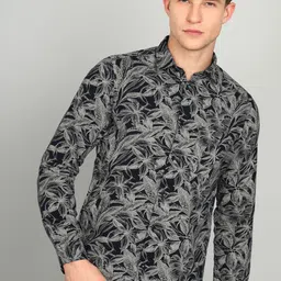integriti Men Slim Fit Floral Print Spread Collar Casual Shirt image 1