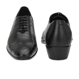 Delize Men Black Woven-Design Leather Formal Derbys image 2