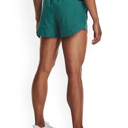 UNDER ARMOUR Women SmartForm Flex Woven Mid-Rise Loose-Fit Shorts image 2