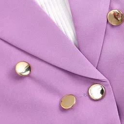 INCLUD Girls V-Neck Top With Shorts image 4