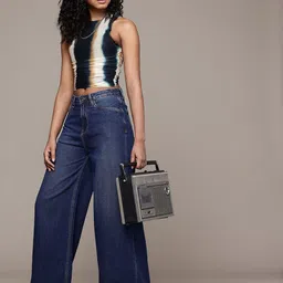 roadster Women Regular High Rise Blue Jeans image 5