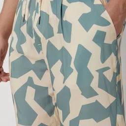 mufti Solid Men Beige Regular Shorts image 4