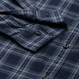 the indian garage co. Men Slim Fit Checkered Spread Collar Casual Shirt image 3