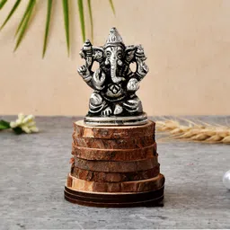 tonkwalas Designer Rakhi Gift Set For Brother Combo With Roli Chawal Greeting Card- MG-10-SG1-C22 Mauli Thread Mug, Rakhi, Showpiece, Chawal Roli Pack, Greeting Card Set image 3