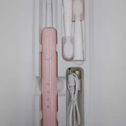 Downtown Celebrations Electric Toothbrush for Adults with 2 Brush Heads & 3 Cleaning Modes Electric Toothbrush image 5
