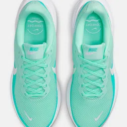 nike Revolution 8 Running Shoes For Women image 4