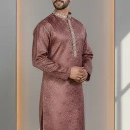 jugg jugg jeeyo Men Self Design Silk Blend Straight Kurta-picture-18