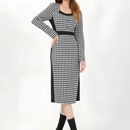 houseofcommon Women A-line White, Black Ankle Length Dress image 4