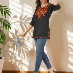 roseverse Women Embroidered Pure Cotton A-line Kurta image 5