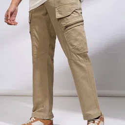 highlander Men Cargos image 4