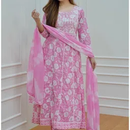 eminent creations Women Cotton Blend Kurta Pant Dupatta Set image 3