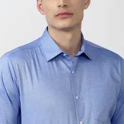 van heusen Men Regular Fit Solid Spread Collar Formal Shirt image 5