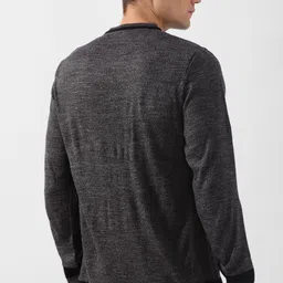 peter england Men Solid Round Neck Grey Sweater image 2