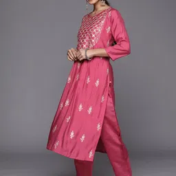 Varanga Women Pink Ethnic Motifs Embroidered Thread Work Kurta with Trousers & With Dupatta image 5
