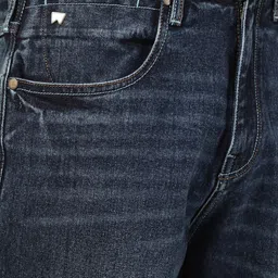 Wrangler Men Blue Skanders Straight Fit Heavy Fade Jeans image 5