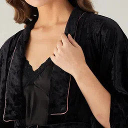 The Kaftan Company Women Black Solid Velvet Kaftan Nightdress image 2