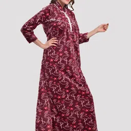 CIERGE Maroon Printed Maxi Nightdress image 5