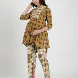 Ikk Kudi by Seerat Mustard Floral Print Maternity & Nursing Cotton Kurta with Pant Set image 5