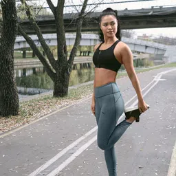Puma Women Blue Solid dryCELL Sustainable Tights-image-56