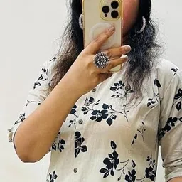 holy star world Women Cotton Blend Kurta Palazzo Set image 4