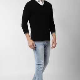 peter england Men Solid Crew Neck Grey Sweater image 4