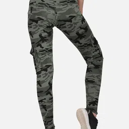 imperative by neu look Printed Women Green Tights image 2