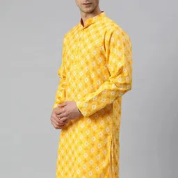 darkchill Men Printed Cotton Blend A-line Kurta image 3
