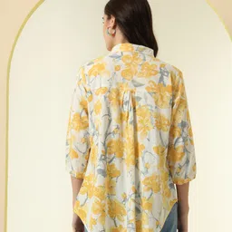 charmant Women Oversized Fit Printed Casual Shirt image 4