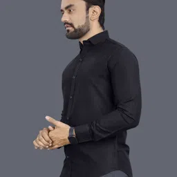 jiggster store Men Regular Fit Solid Spread Collar Casual Shirt image 3