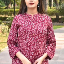 fancify Casual Regular Sleeves Floral Print Women Red Top-picture-16