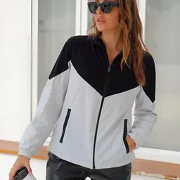 Eddicted Solid Women Wind Cheater image 3