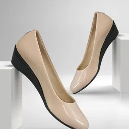 shipee Women Wedges Sandal-picture-42