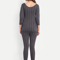 Oswaal Women Top - Pyjama Set Thermal image 2