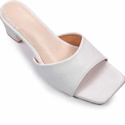 ravis Women Heels Sandal image 2