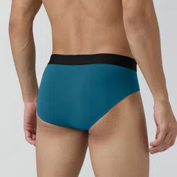 xyxx Pack of 2 Aero Anti-bacterial Odour-free cotton Solid Men Brief image 4