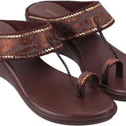 mochi Women Wedges Sandal image 2