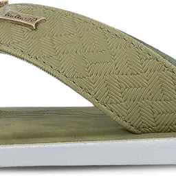 walkaroo Men Flip Flops image 3