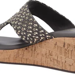 eridani Women Wedges Sandal image 5