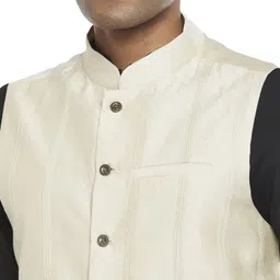 indus route by pantaloons Self Design Men Waistcoat image 3