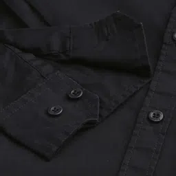 roadster Men Regular Fit Solid Spread Collar Casual Shirt image 3