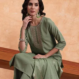 Royal Export Floral Embroidered Round Neck Straight Kurta With Trousers & Dupatta image 5