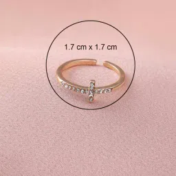 Shein Women Crystal Cross Design Partially Open Cocktail Ring image 5
