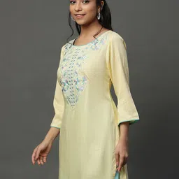 AURELIA Ethnic Motifs Embroidered Pure Cotton Kurti image 4