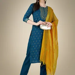 ARADHNA Floral Printed Thread Work Kurta with Trousers & Dupatta-image-28