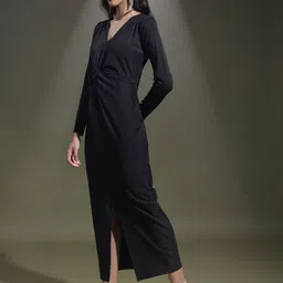 Tokyo Talkies Black V-Neck Sheath Maxi Dress-picture-22