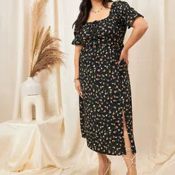 Berrylush Curve Black Curve Floral Print Crepe Fit & Flare Midi Dress image 3