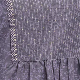 Span Women Embroidered Flared Sleeves Thread Work Anarkali Kurta image 2