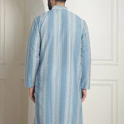 SOJANYA Printed Mandarin Collar Long Sleeves Straight Kurta image 4