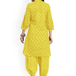 KALINI Ethnic Motifs Printed V-Neck Three-Quarter Sleeves Kurta with Salwar image 5